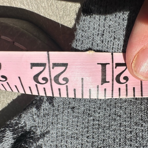 Hollister Gray and Black Patterned Hoodie - Picture 3 of 4